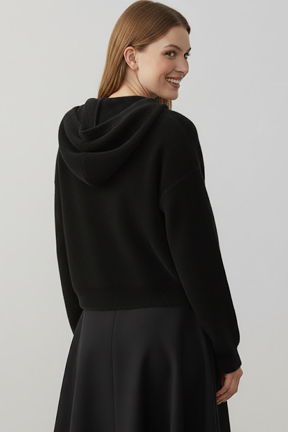 Fluffcardy Kadın Kapşonlu Ön Düğmeli Sakallı Hırka Siyah