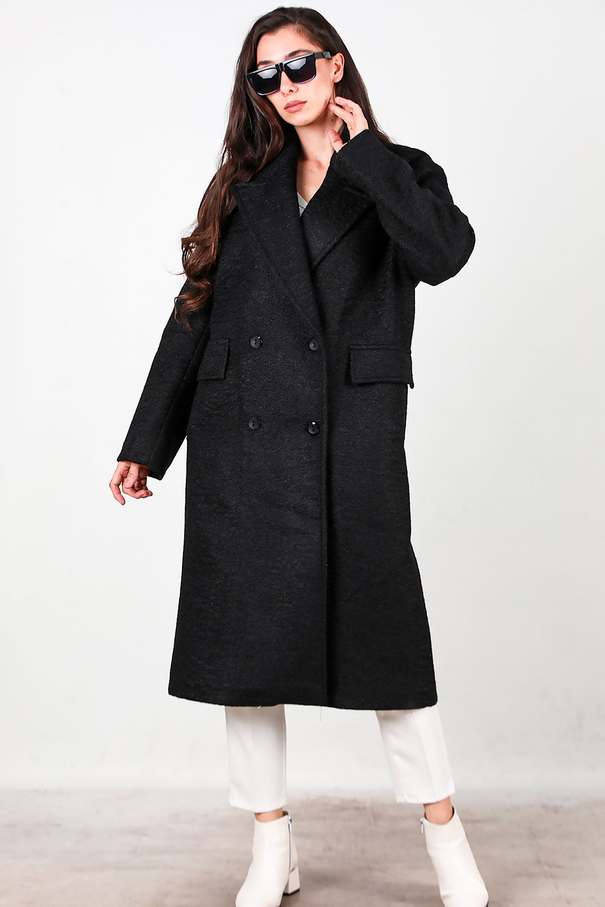 Kadın Önü Düğmeli Uzun Kaşe Kaban Siyah