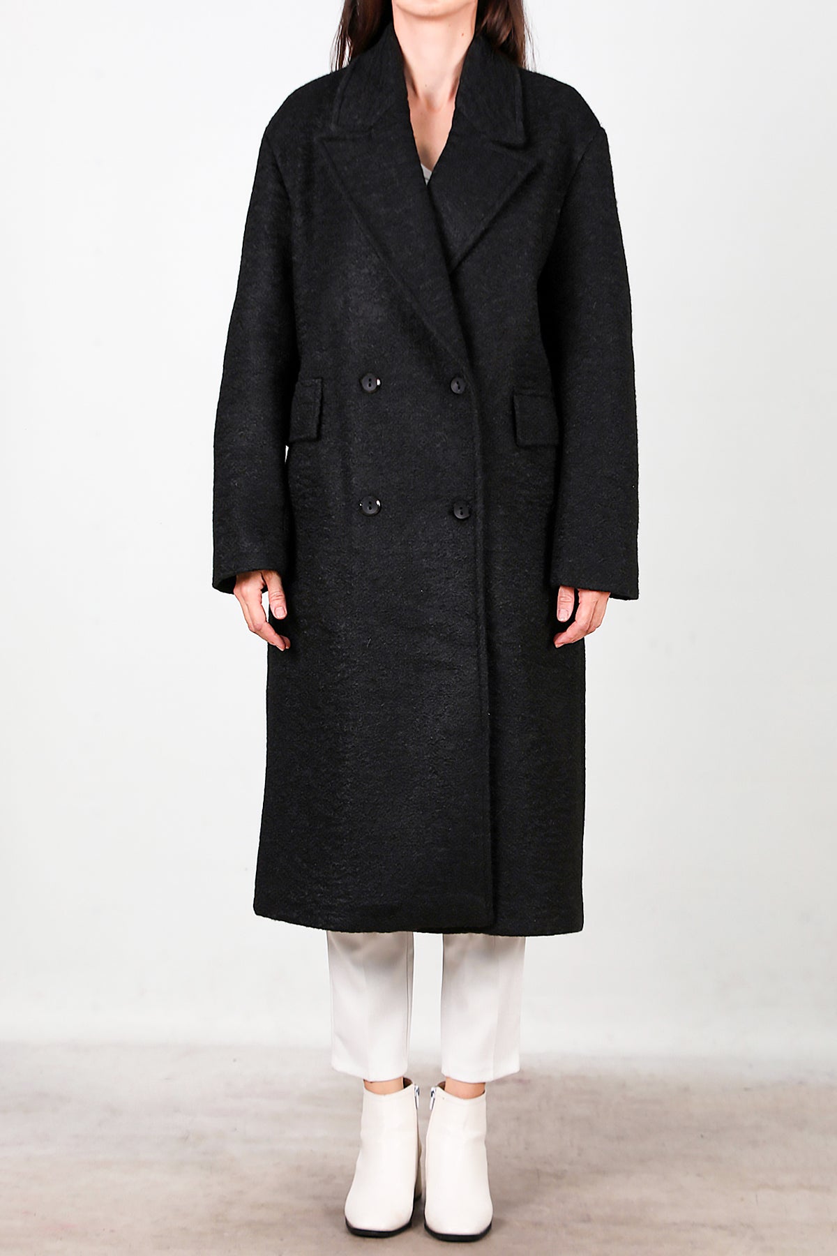 Kadın Önü Düğmeli Uzun Kaşe Kaban Siyah