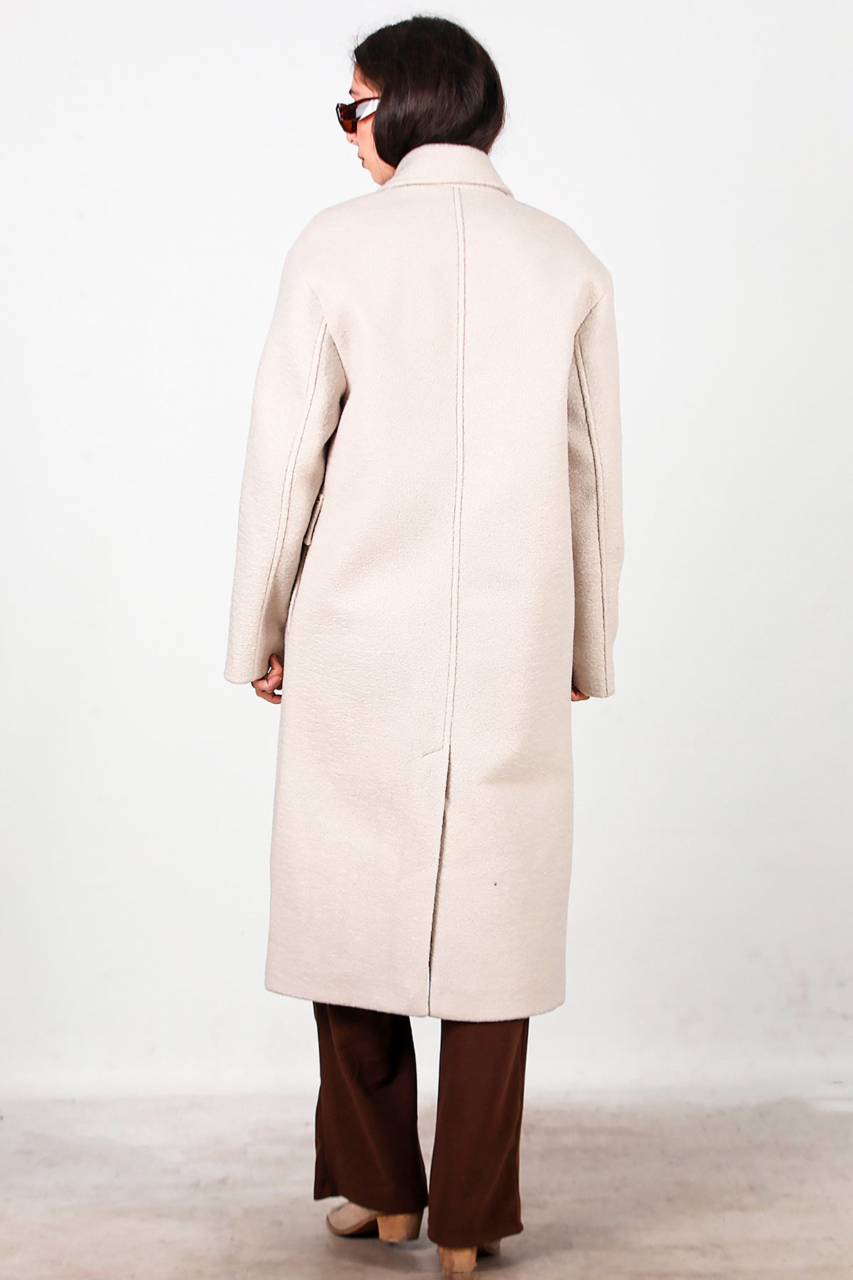 Kadın Önü Düğmeli Uzun Kaşe Kaban Taş