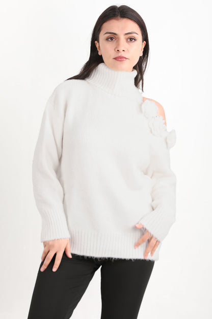 Florena Kadın Omzu Çiçek Detay Triko Kazak Ekru