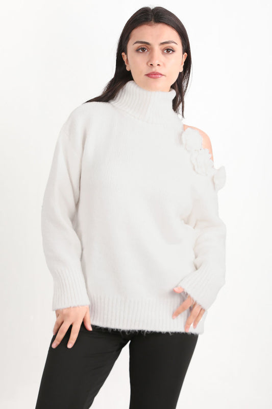 Florena Kadın Omzu Çiçek Detay Triko Kazak Ekru