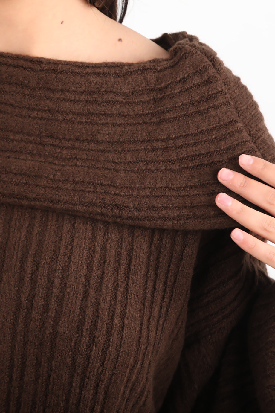 Offeria Kadın Madonna Yaka Kazak Kahverengi