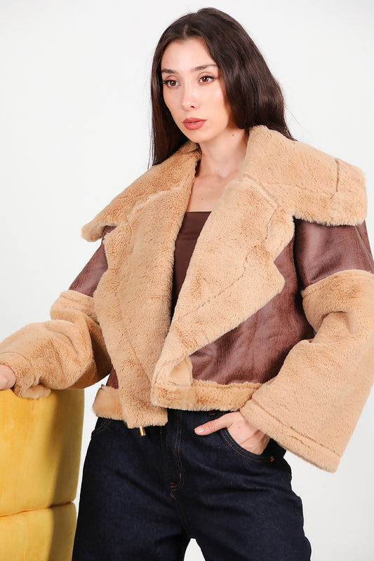 Kadın Geniş Yaka Kolu Peluş Süet Mont Camel