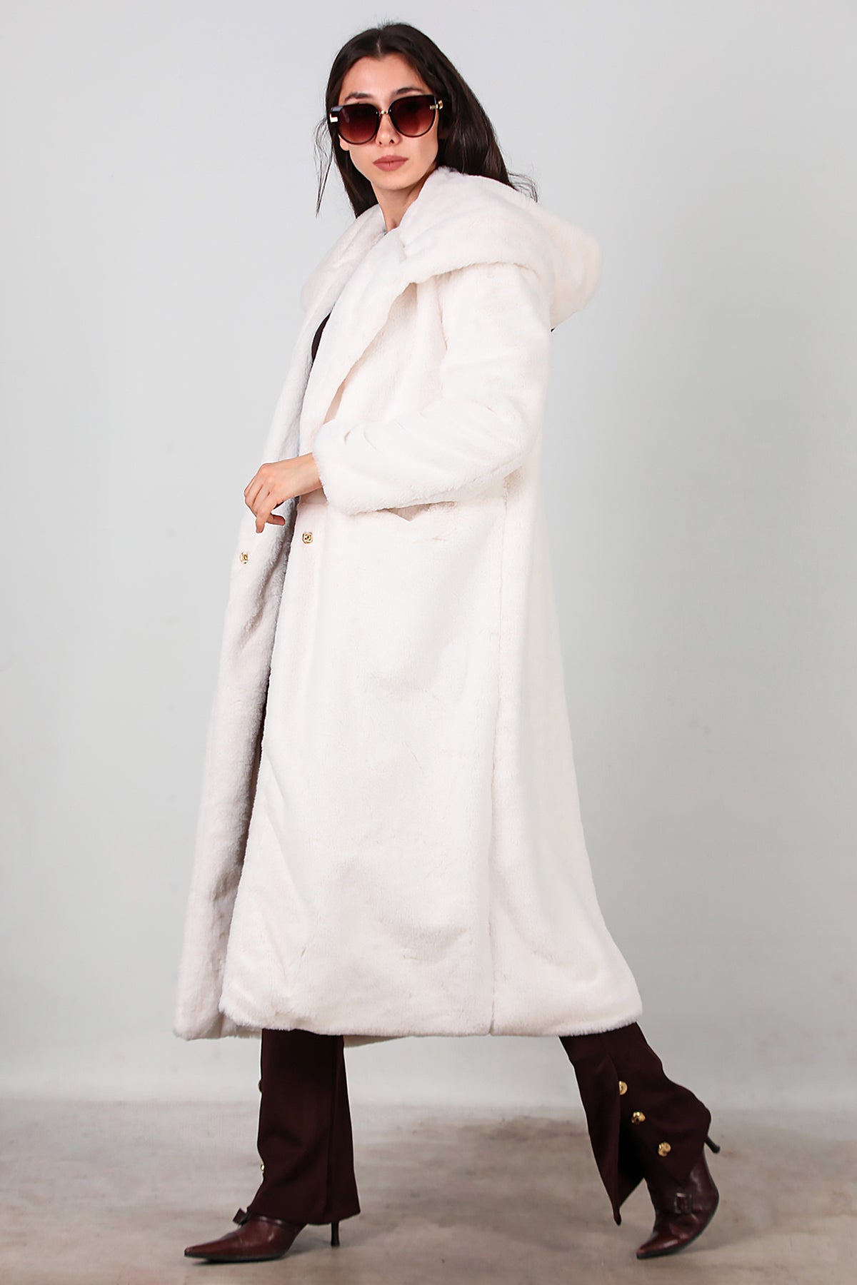 Kadın Kapşonlu Uzun Kürk Mont Ekru