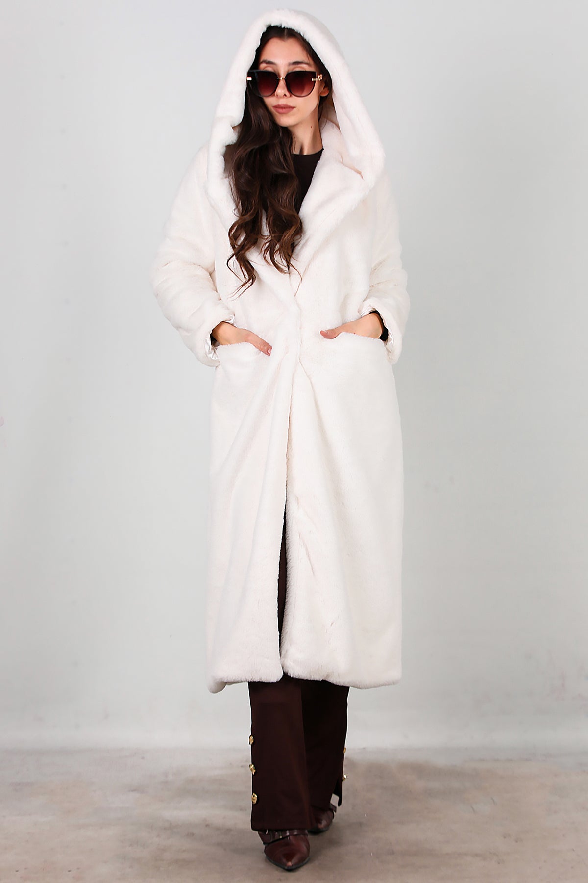 Kadın Kapşonlu Uzun Kürk Mont Ekru