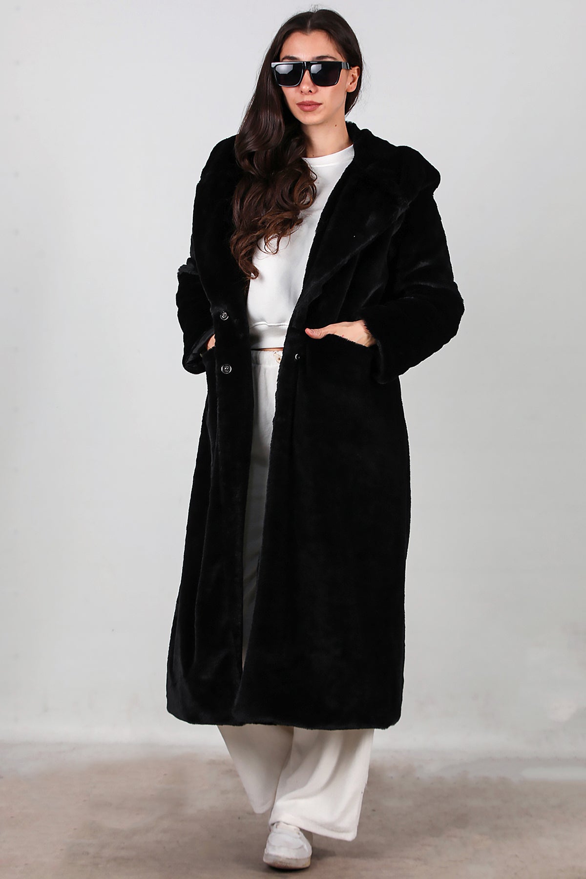 Kadın Kapşonlu Uzun Kürk Mont Siyah