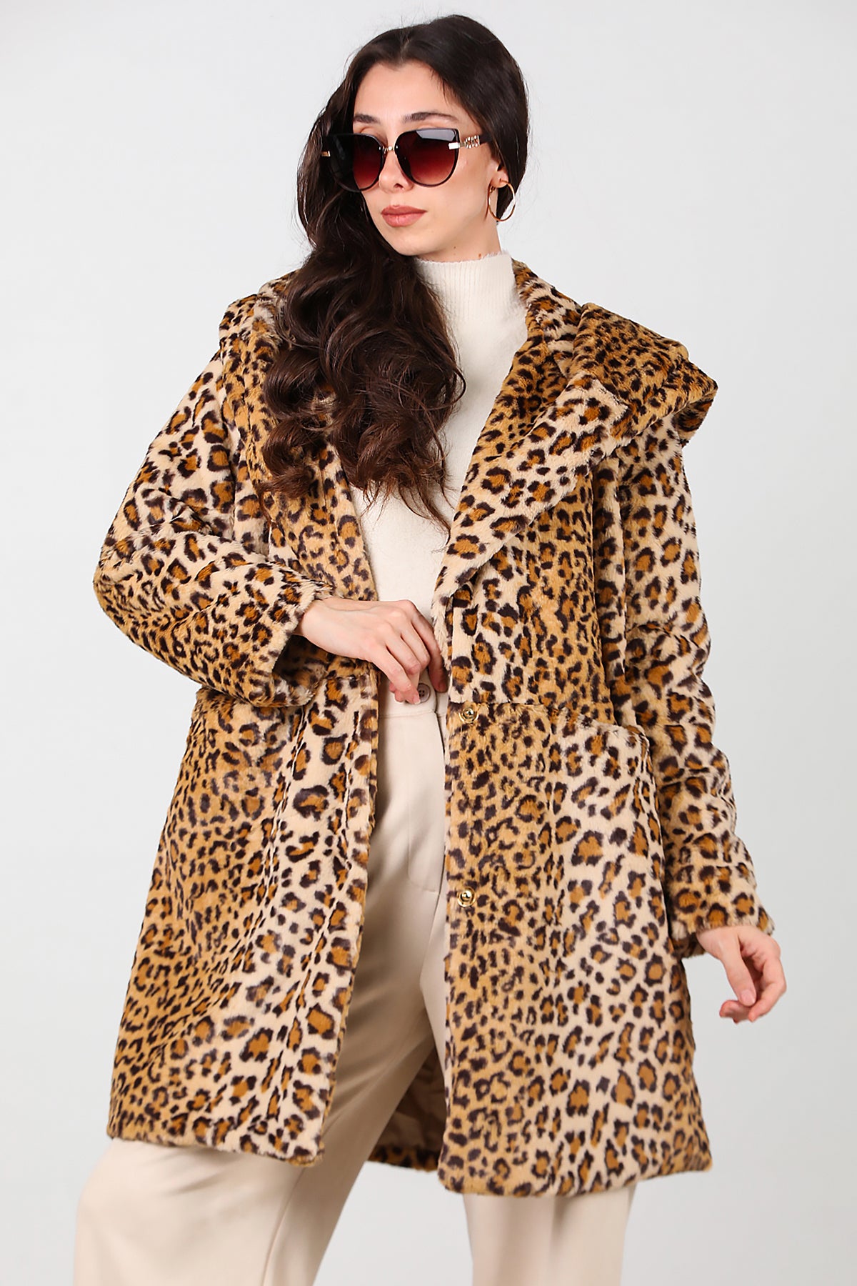 Kadın Kapşonlu Cepli Leopar Kürk Mont