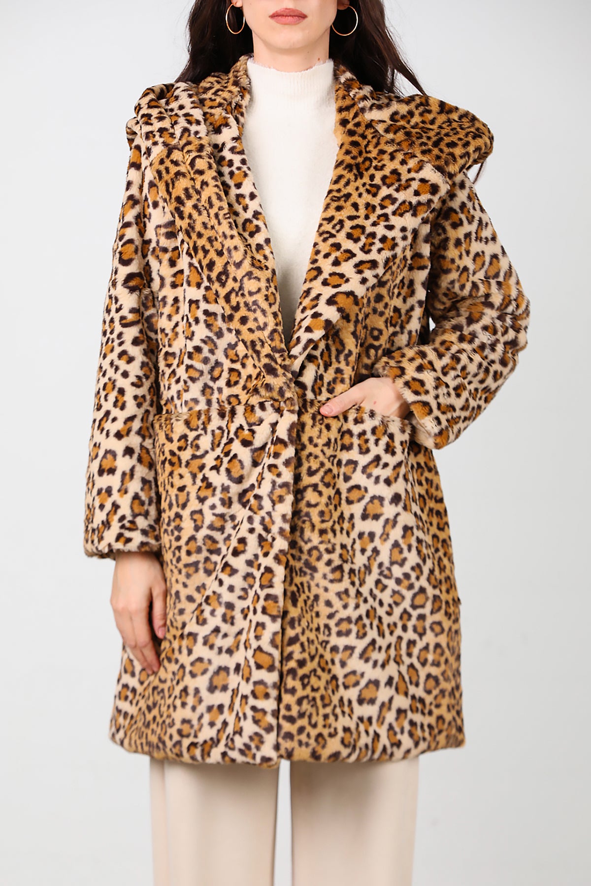 Kadın Kapşonlu Cepli Leopar Kürk Mont