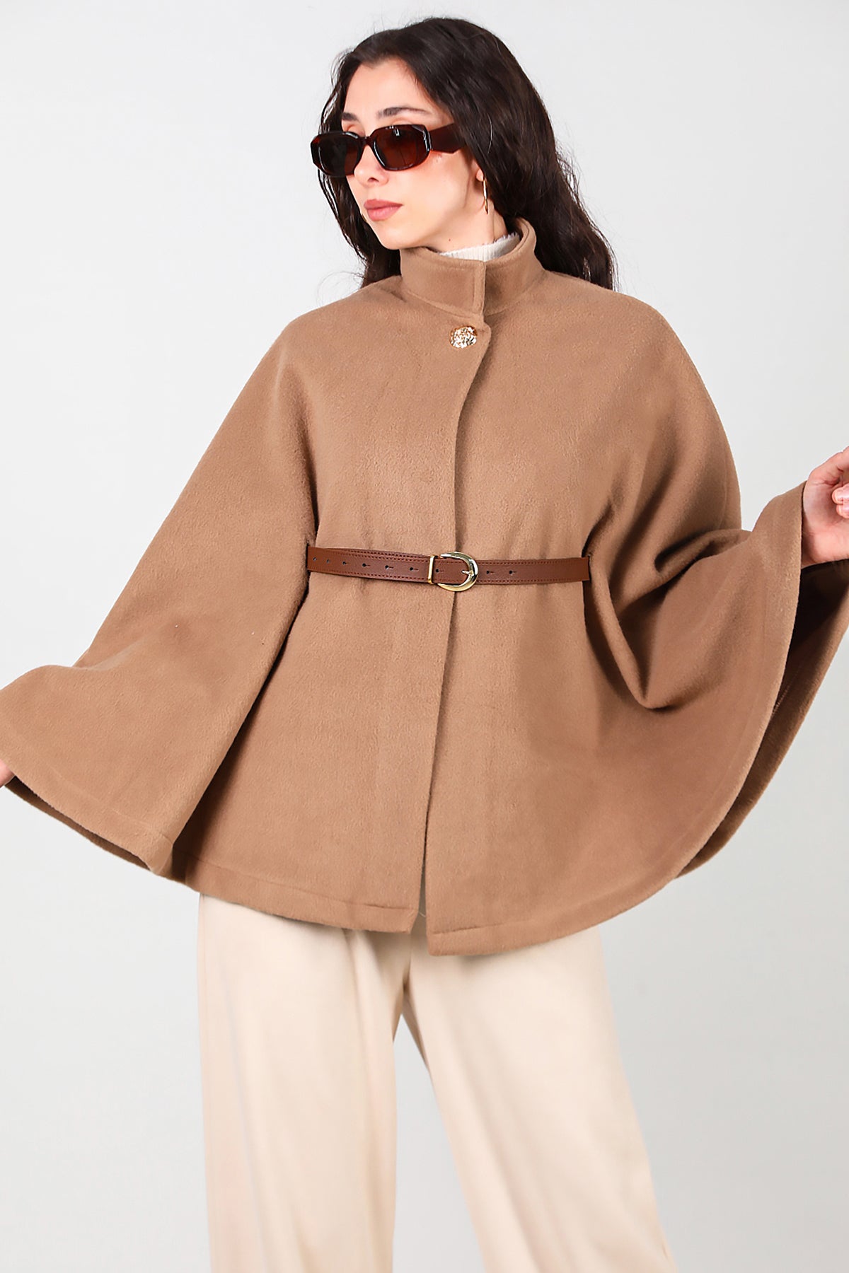 Kadın Deri Kemerli Kaşe Panço Bej