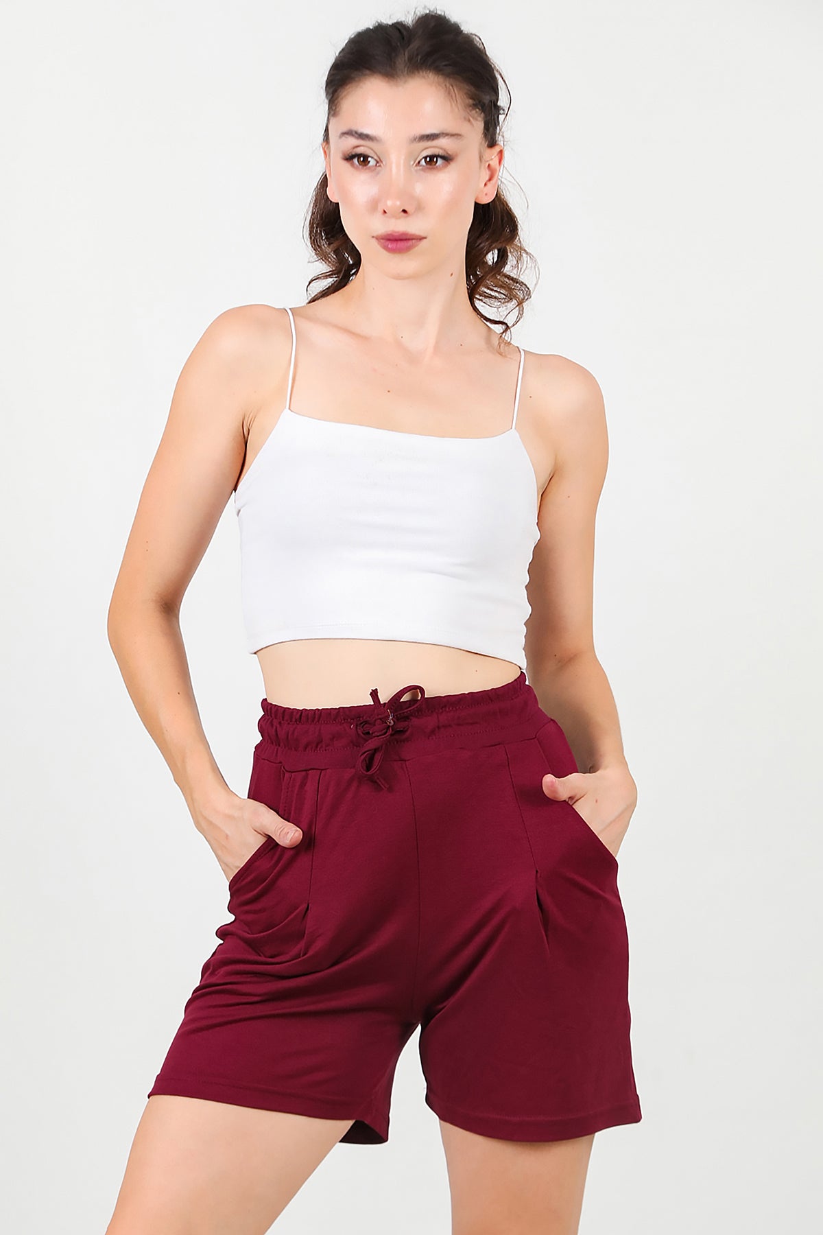 Kadın Pileli Şort Bordo