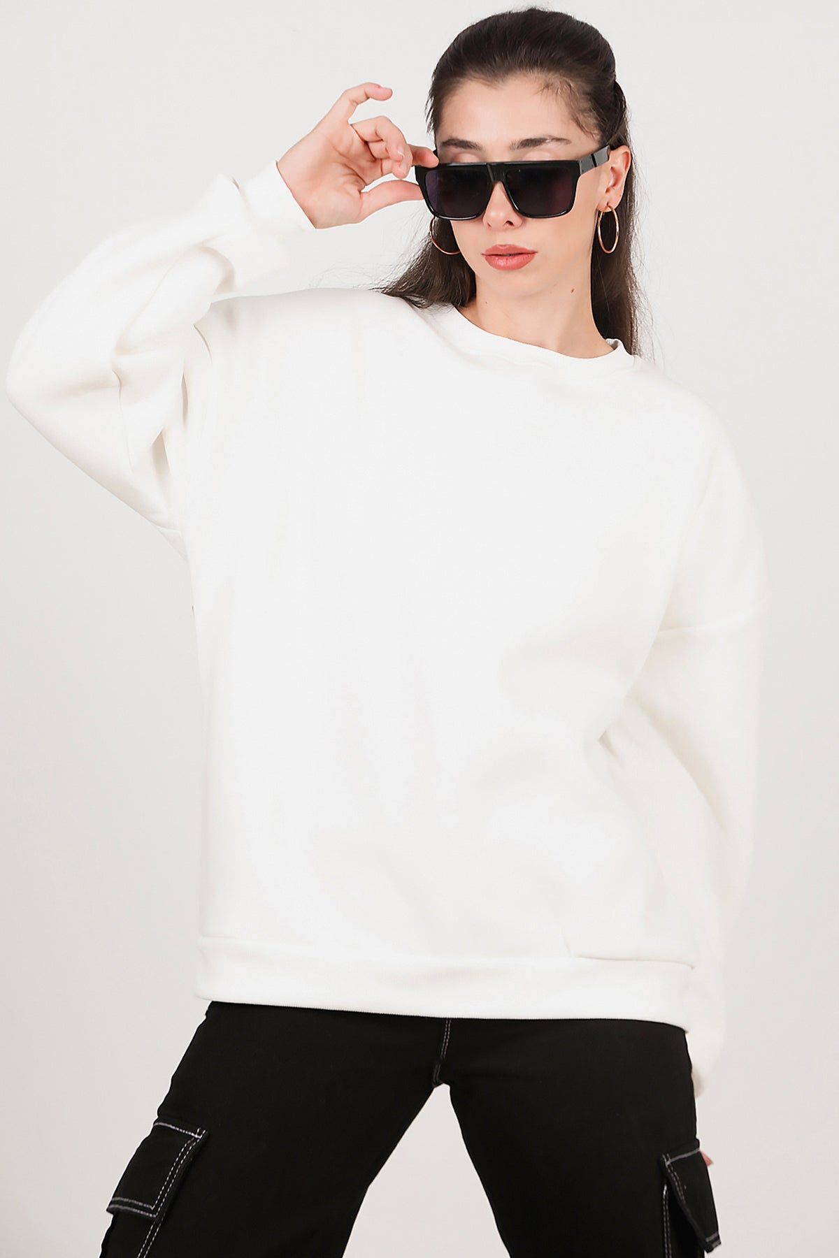 Kadın Bisiklet Yaka Üç İplik Oversize Sweat Ekru