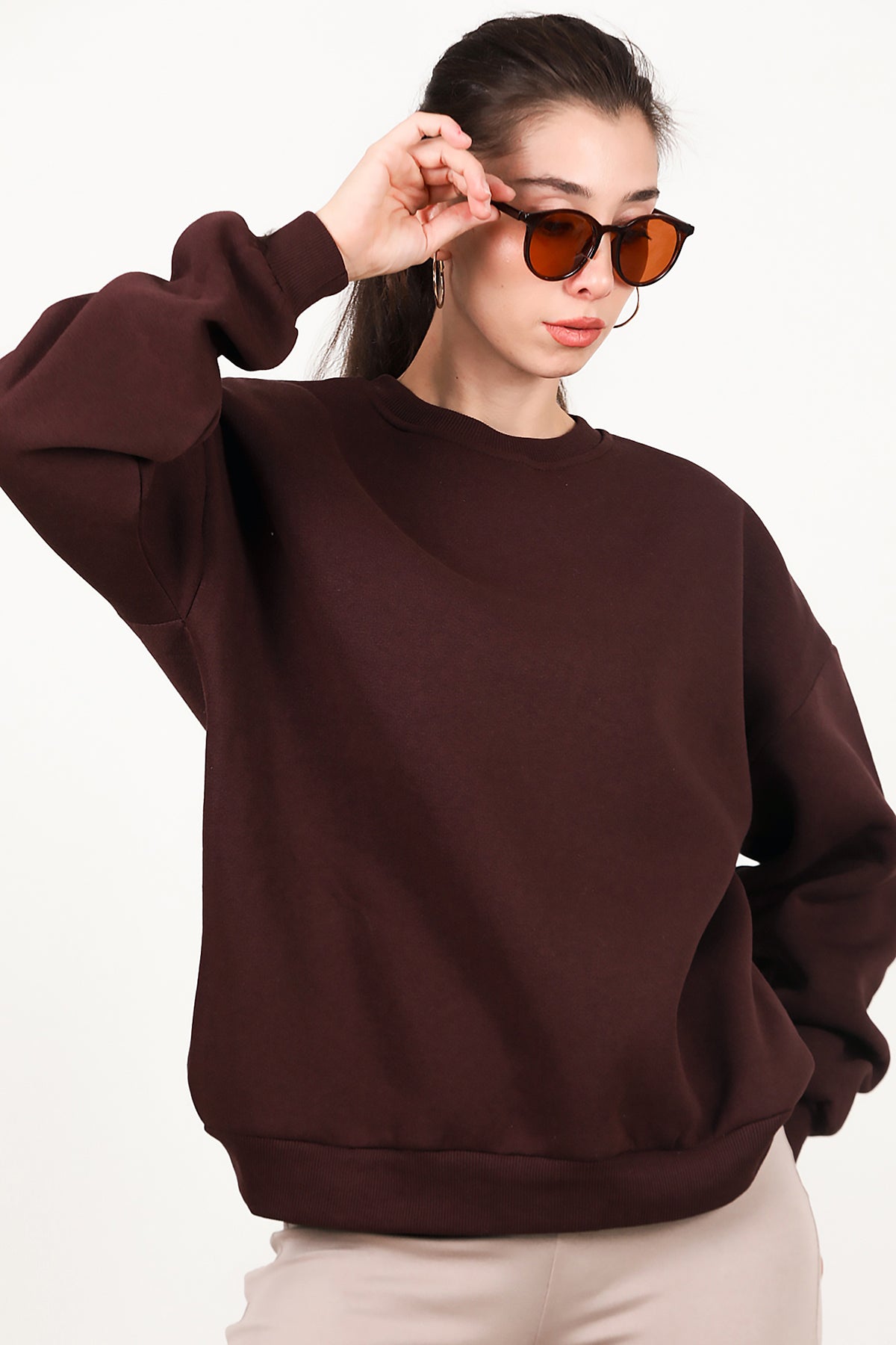 Kadın Bisiklet Yaka Üç İplik Oversize Sweat Kahverengi
