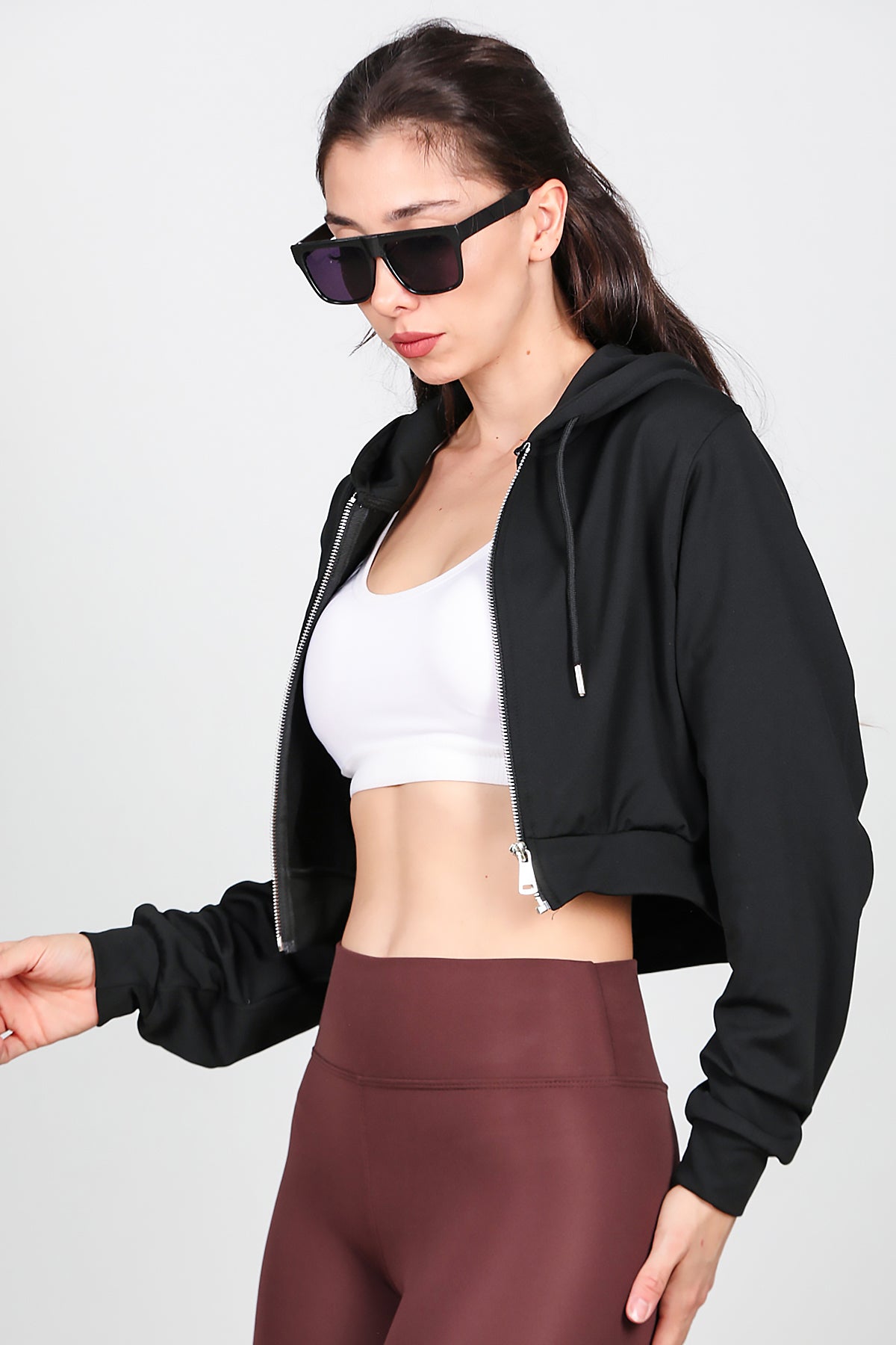 Kadın Kapşonlu Crop Sweat Siyah