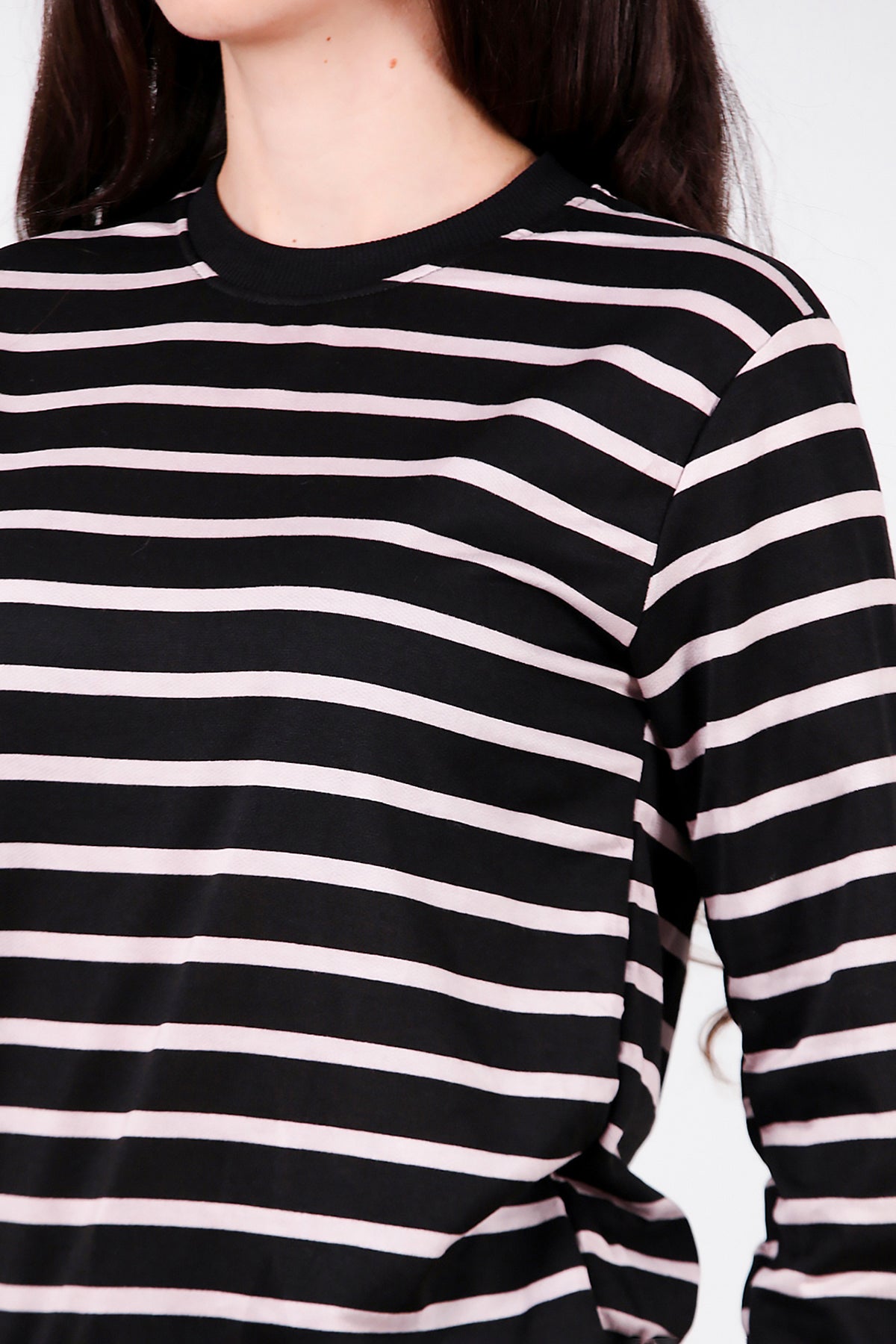 Kadın Çizgili Bisiklet Yaka Sweat Black