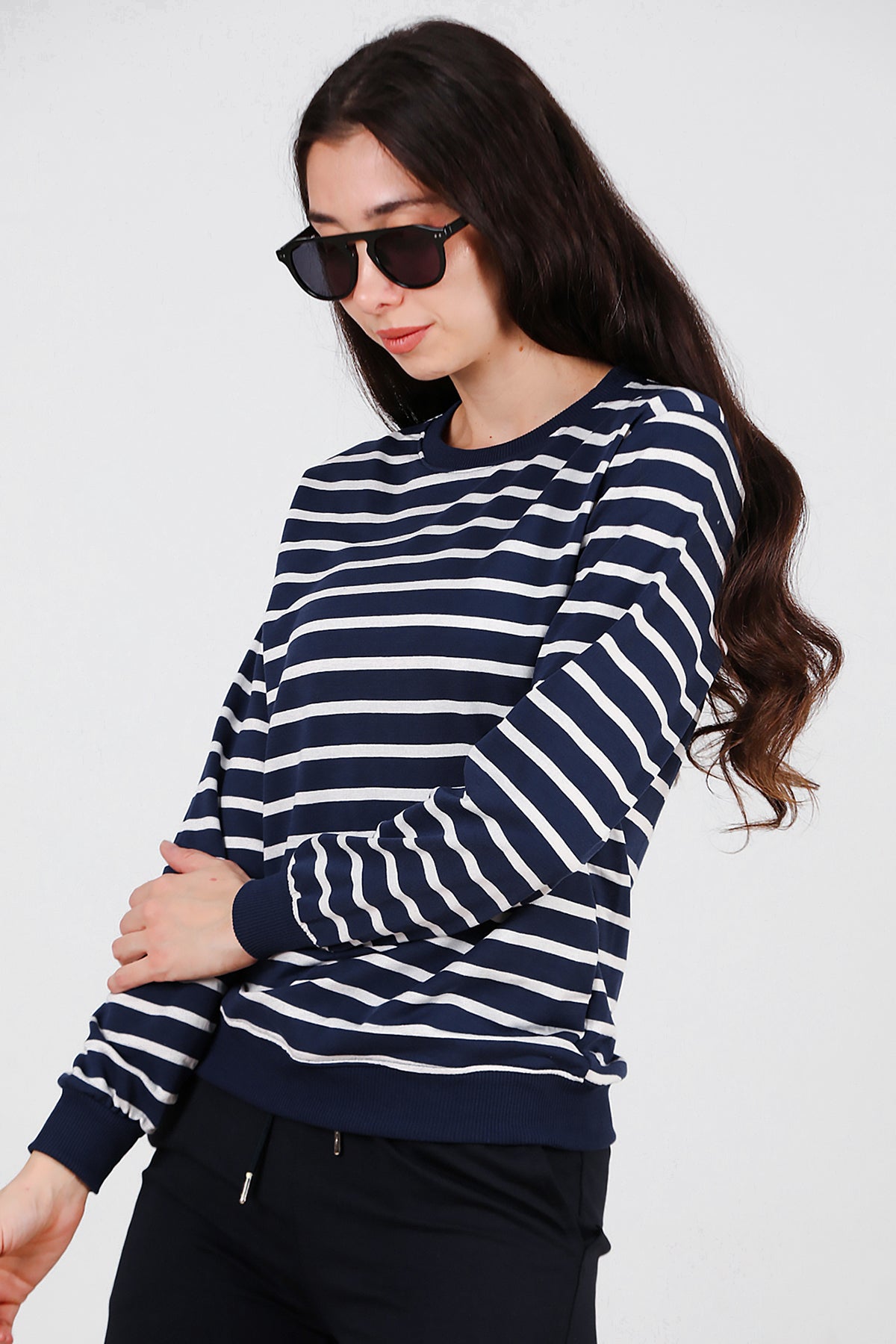 Kadın Çizgili Bisiklet Yaka Sweat Lacivert