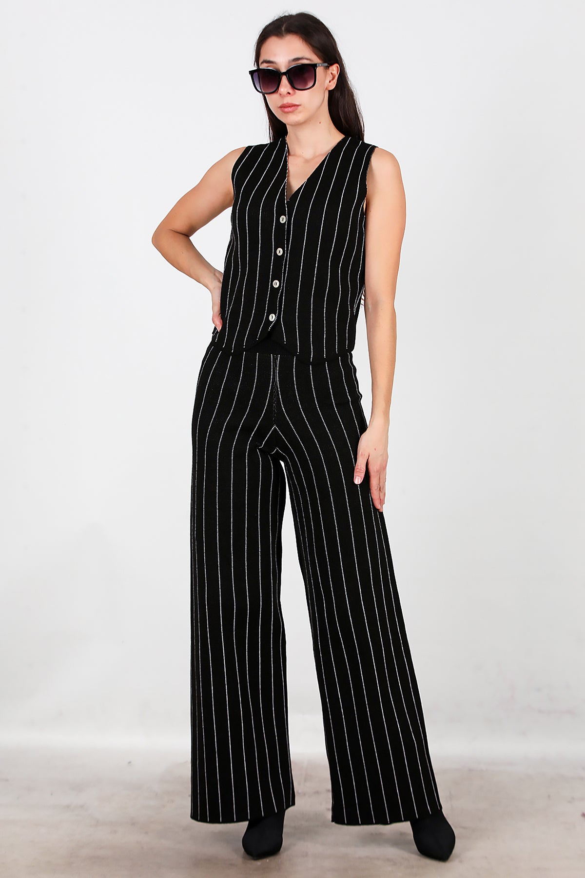 Kadın Çizgili Yelekli Triko Takım Siyah