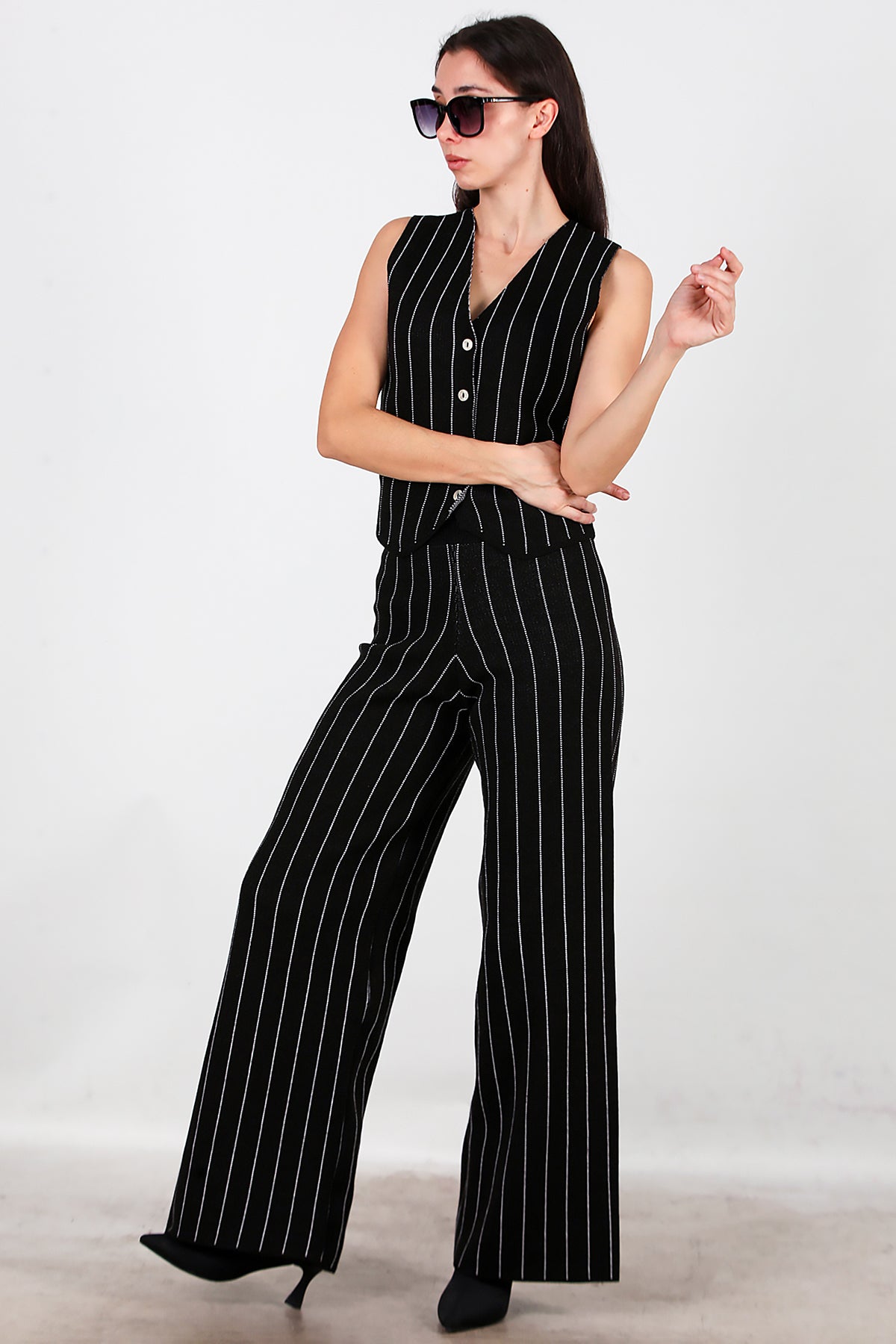 Kadın Çizgili Yelekli Triko Takım Siyah