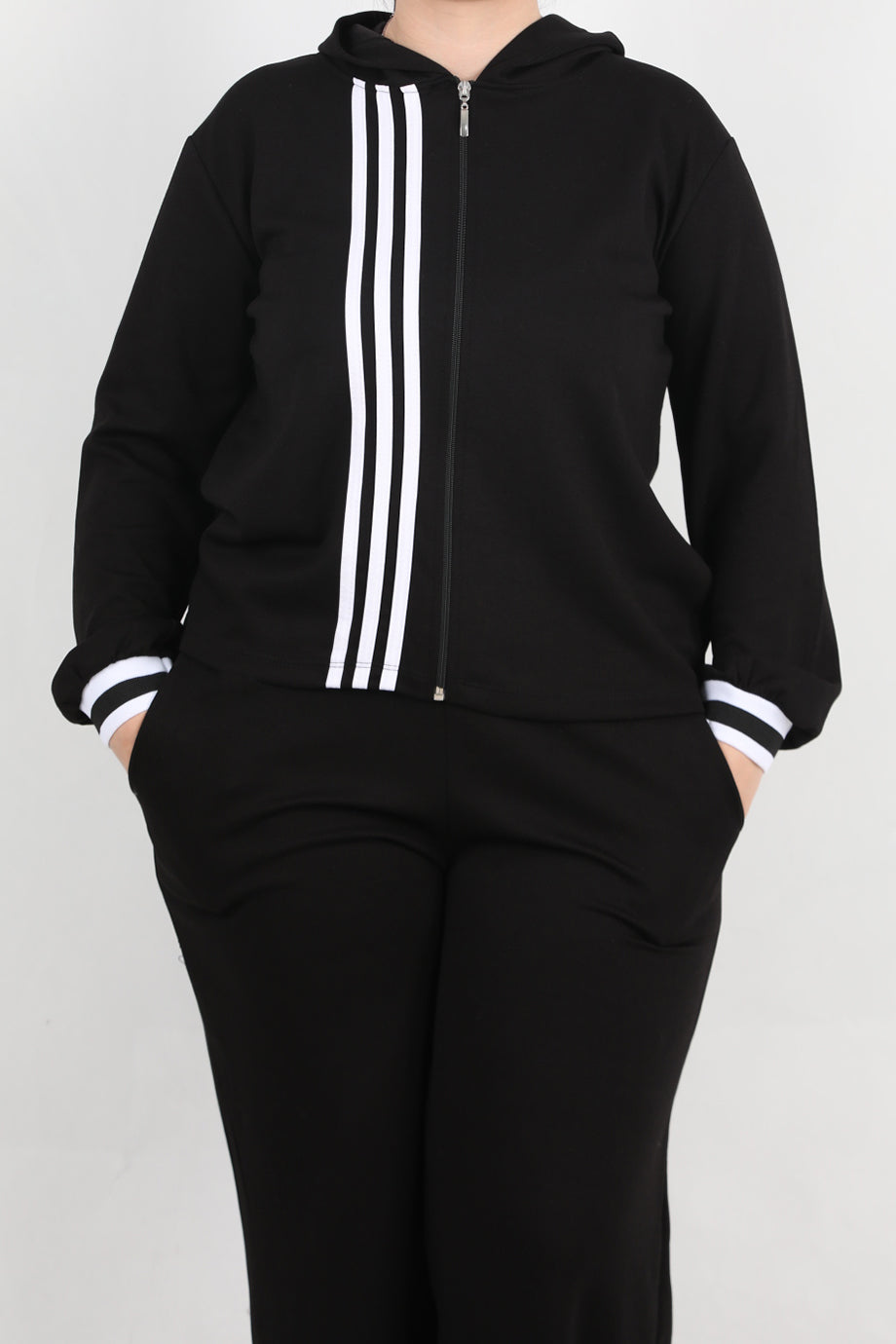 LineaFit Büyük Beden Çizgili Kapşonlu Takım Siyah