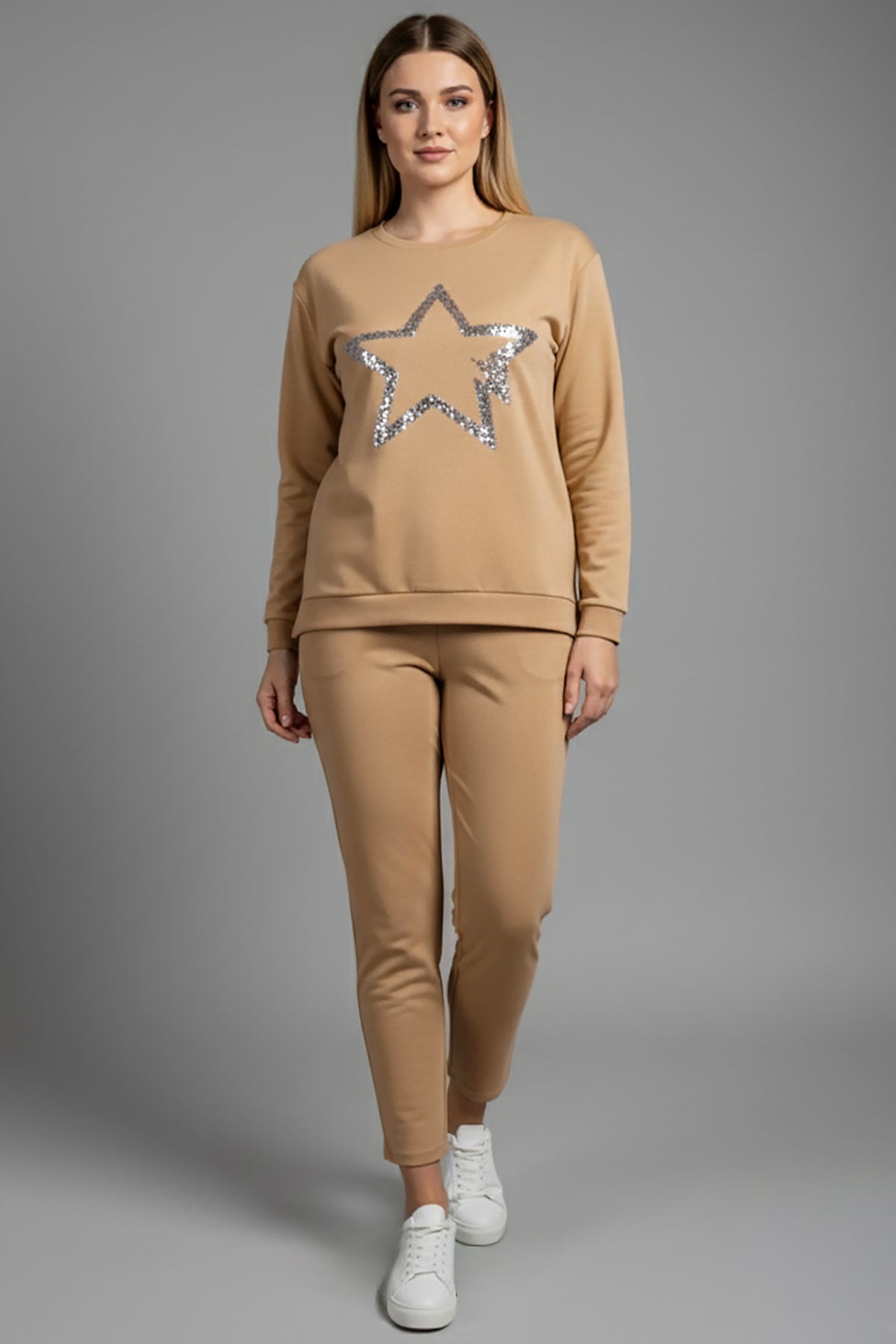 Büyük Beden Yıldız Varaklı Takım Bej