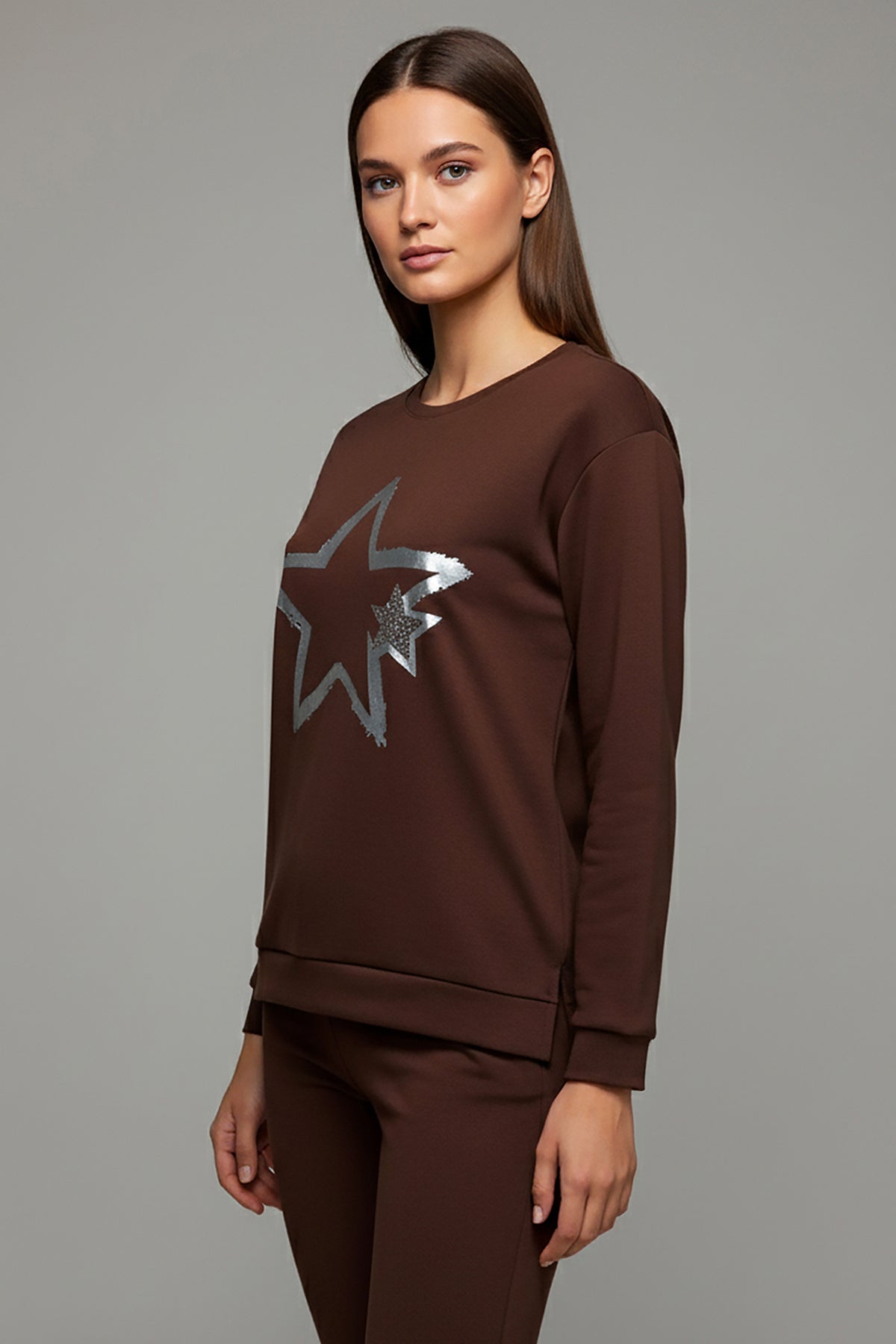 Büyük Beden Yıldız Varaklı Takım Kahverengi