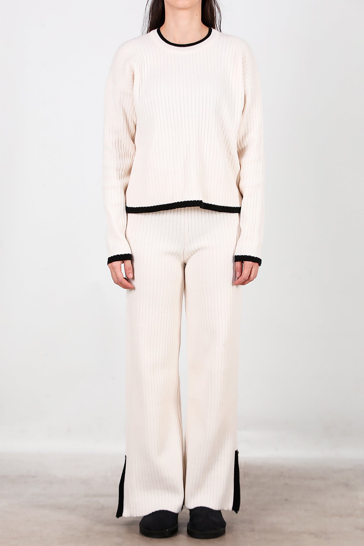 Kadın Garnili Paça Fermuarlı Triko Takım Ekru