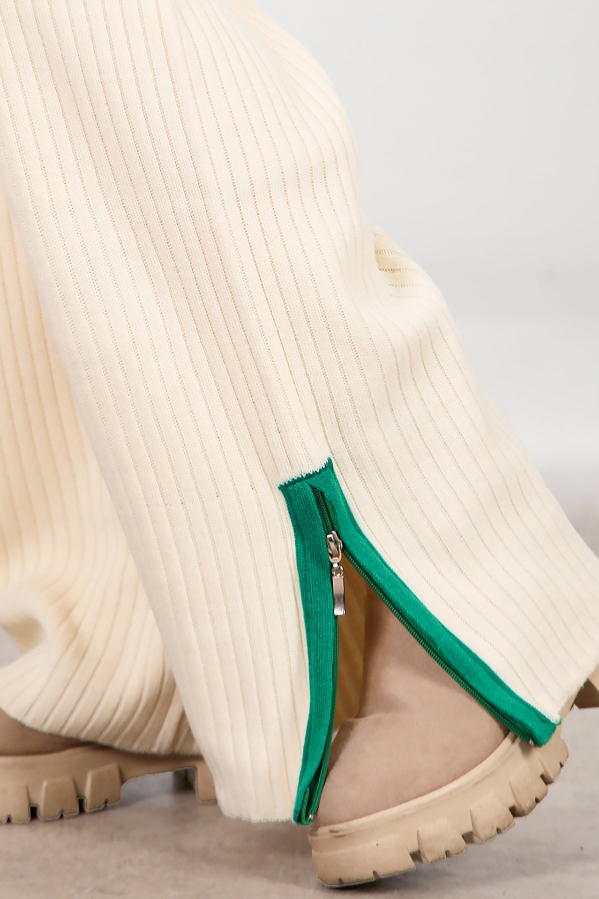 Kadın Garnili Paça Fermuarlı Triko Takım Yeşil