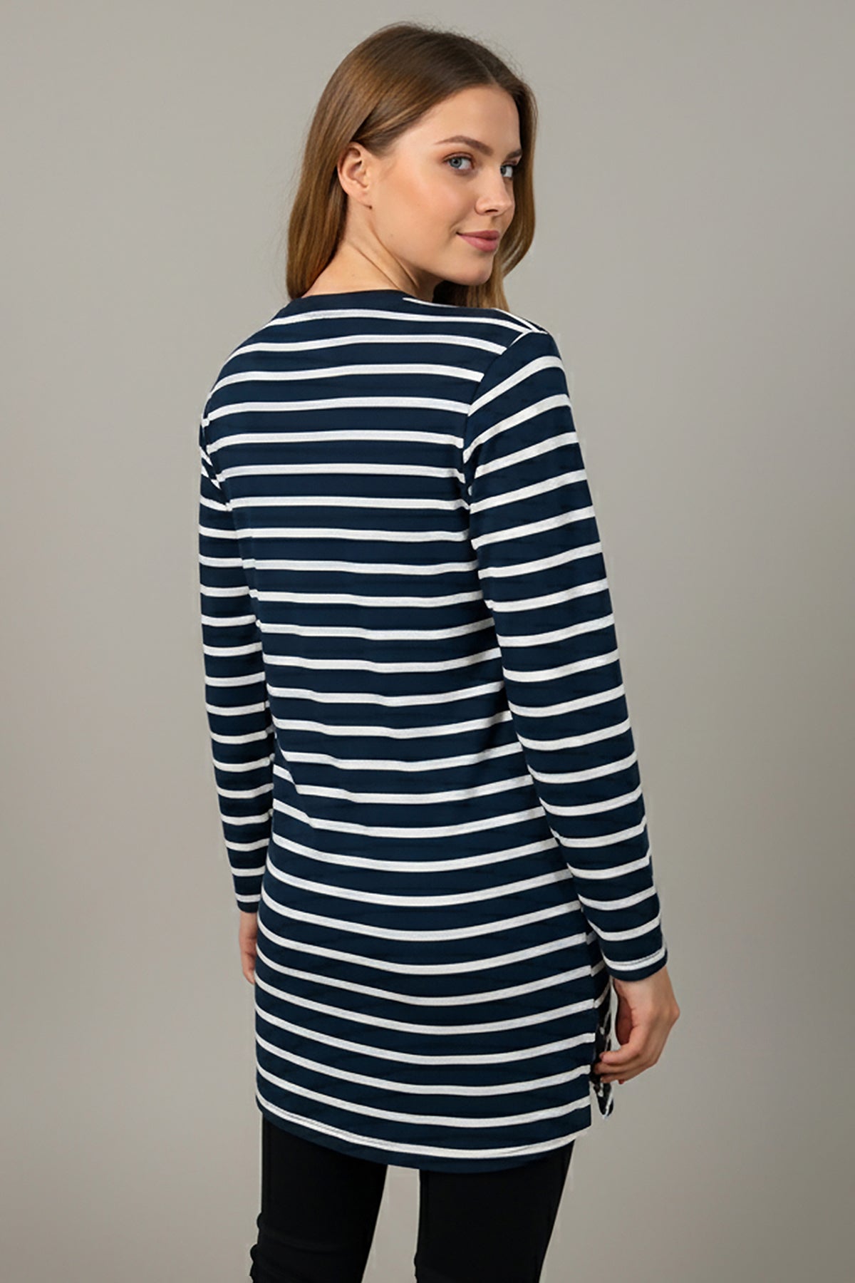 Büyük Beden Yan Yırtmaçlı Bisiklet Yaka Çizgili Tunik Lacivert