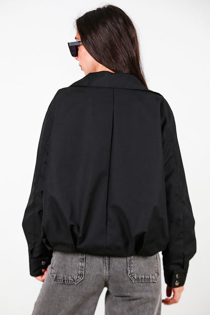 Kadın Çıtçıtlı Pile Detay Kısa Trençkot Siyah