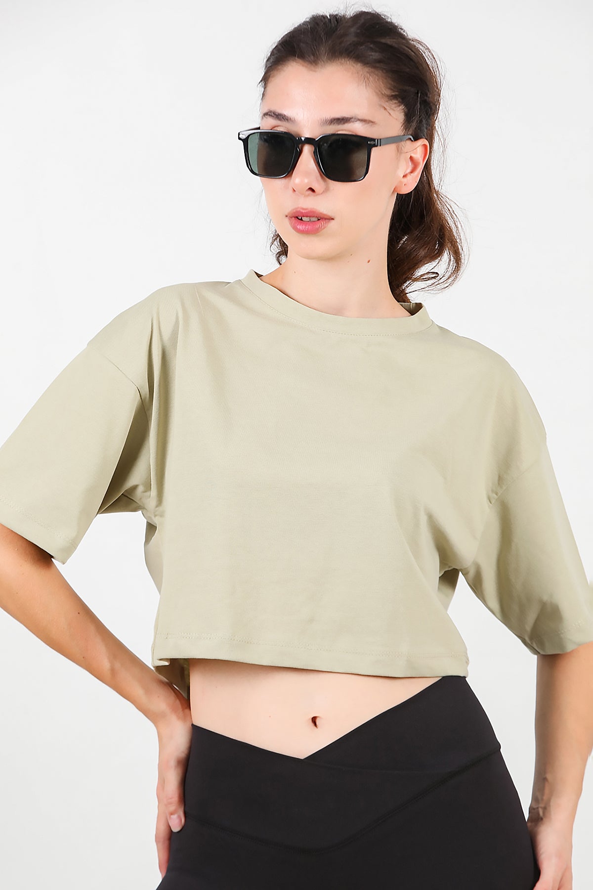 Kadın Bisiklet Yaka Kısa T-Shirt Haki