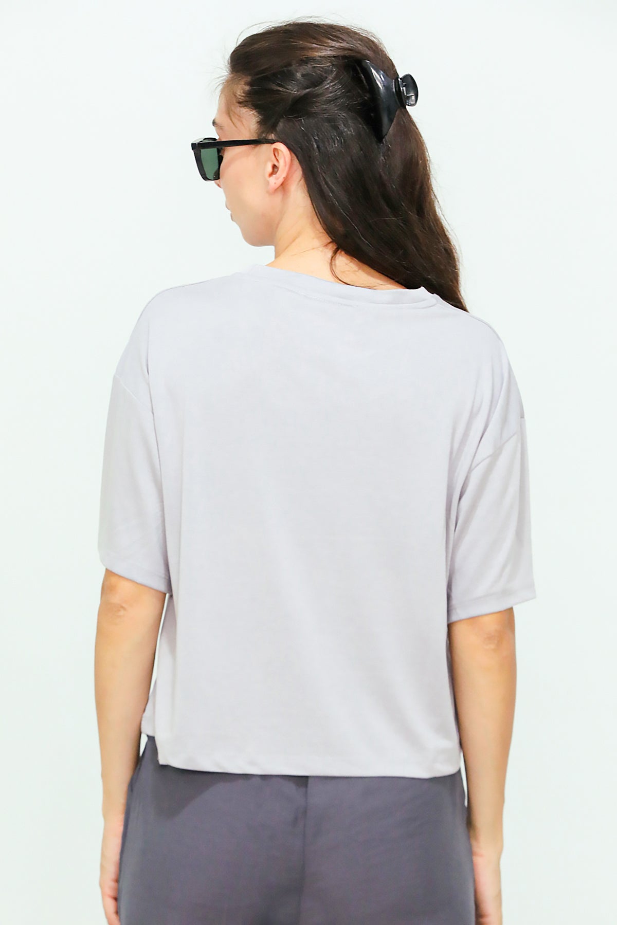 Kadın Bisiklet Yaka Kısa T-shirt Gri