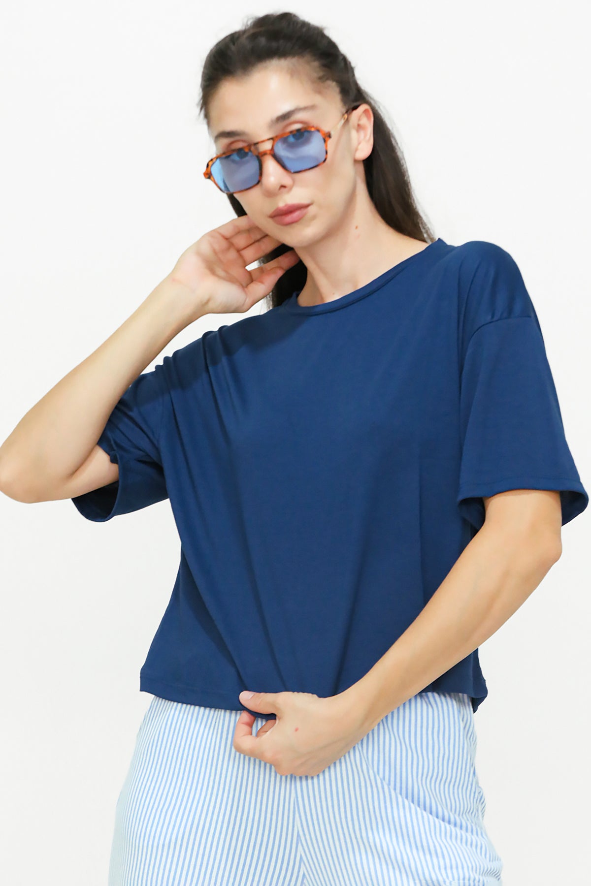 Kadın Bisiklet Yaka Kısa T-shirt Lacivert