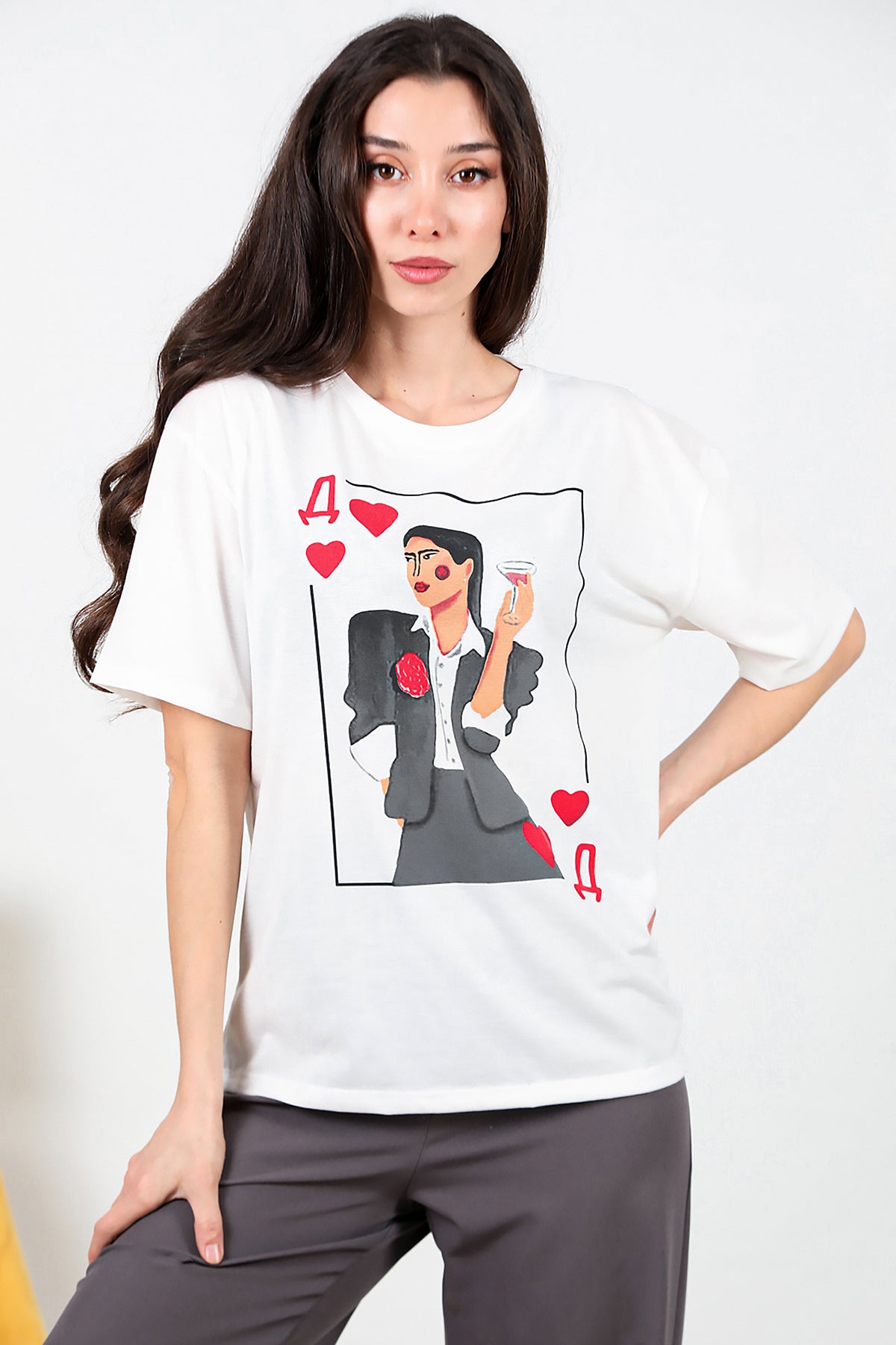 Kadın Bisiklet Yaka Baskılı T-shirt Ekru