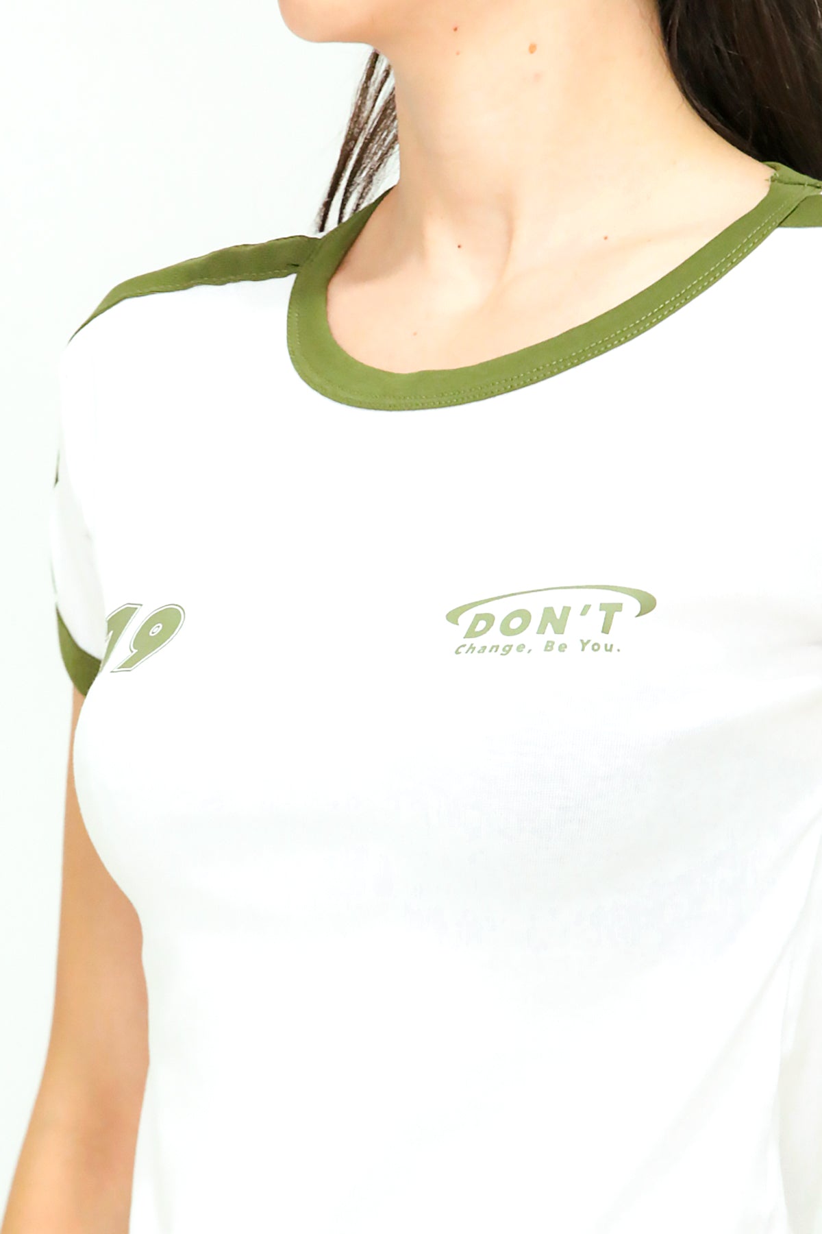 Kadın Omuz Ve Kolları Garnili T-shirt Ekru