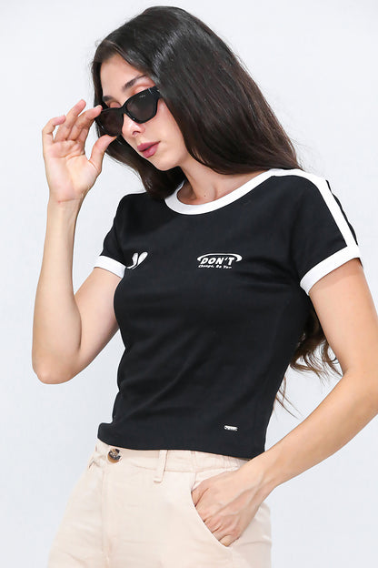 Kadın Omuz Ve Kolları Garnili T-shirt Siyah