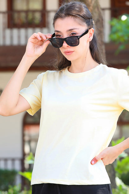 Kadın Bisiklet Yaka T-Shirt Sarı