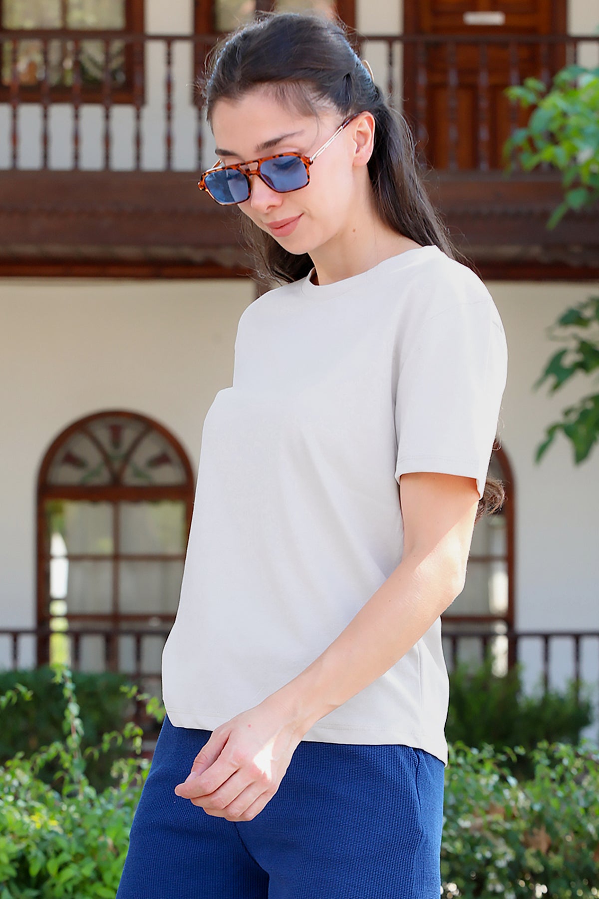 Kadın Bisiklet Yaka T-Shirt Vizon