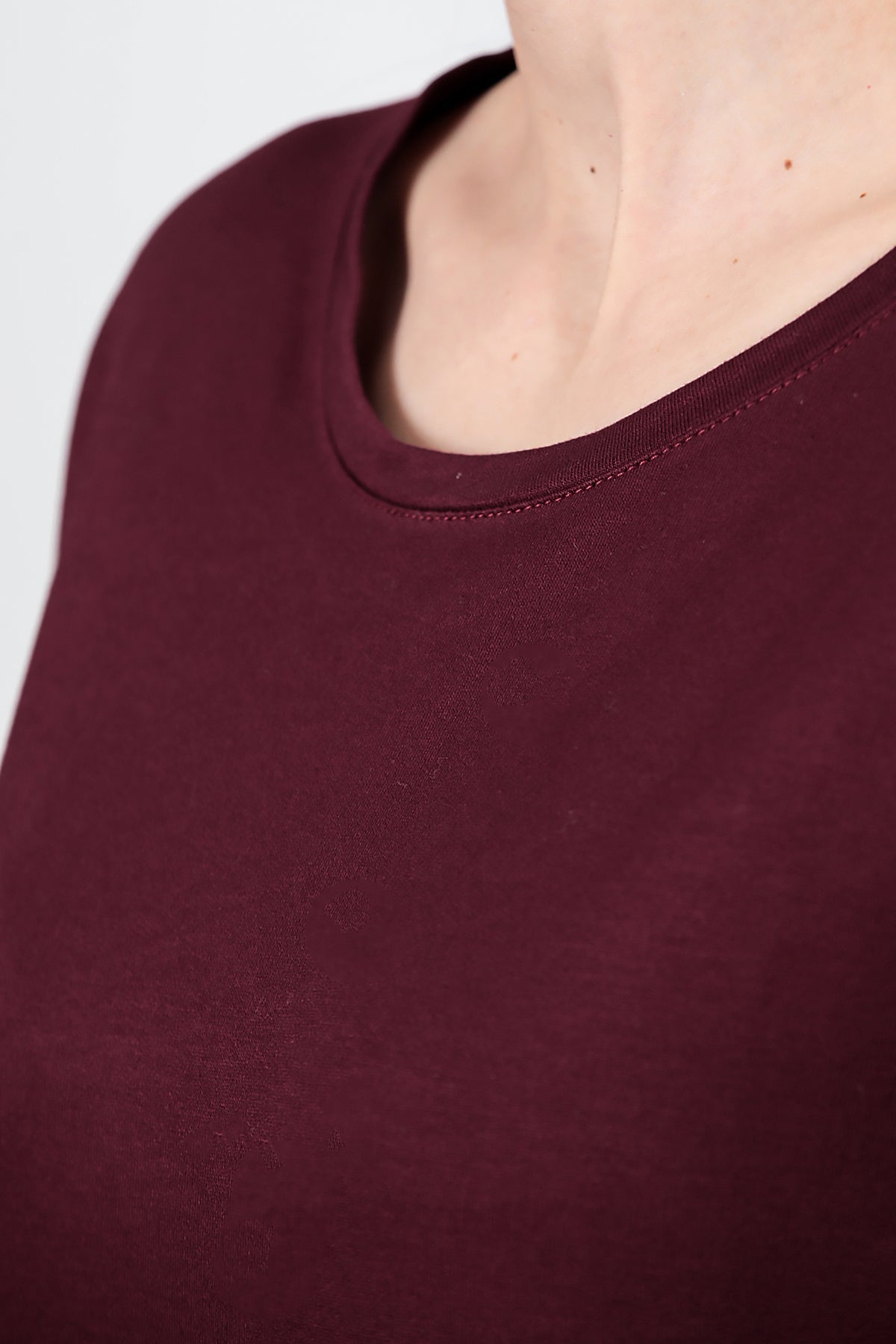 Kadın Eteği Oval Bisiklet Yaka T-shirt Bordo