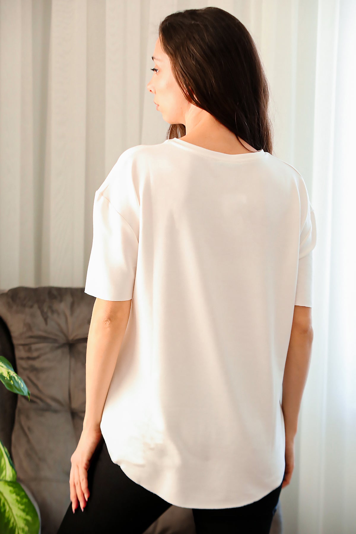 Kadın Eteği Oval Bisiklet Yaka T-shirt Ekru