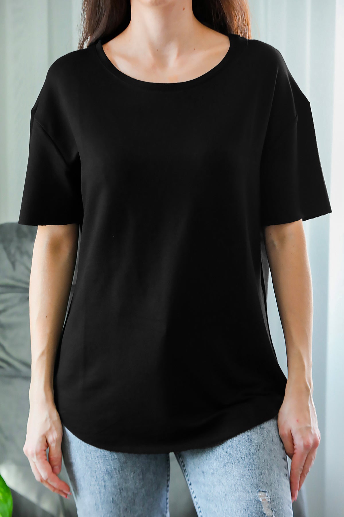 Kadın Eteği Oval Bisiklet Yaka T-shirt Siyah