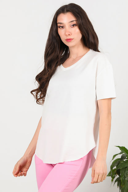 Kadın Eteği Oval V Yaka T-Shirt Ekru
