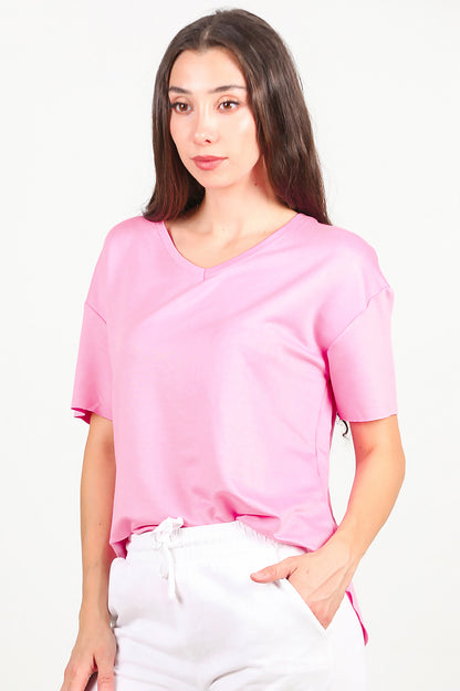 Kadın Eteği Oval V Yaka T-Shirt Pembe