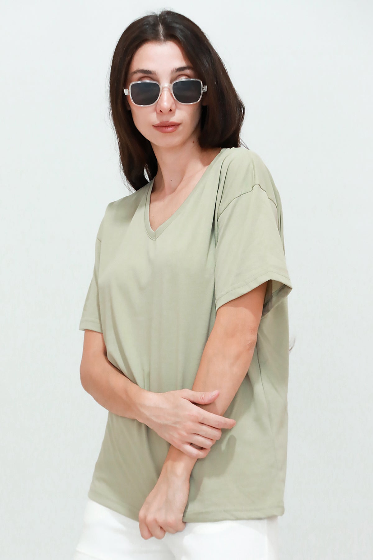 Kadın V Yaka Oversize T-Shirt Haki