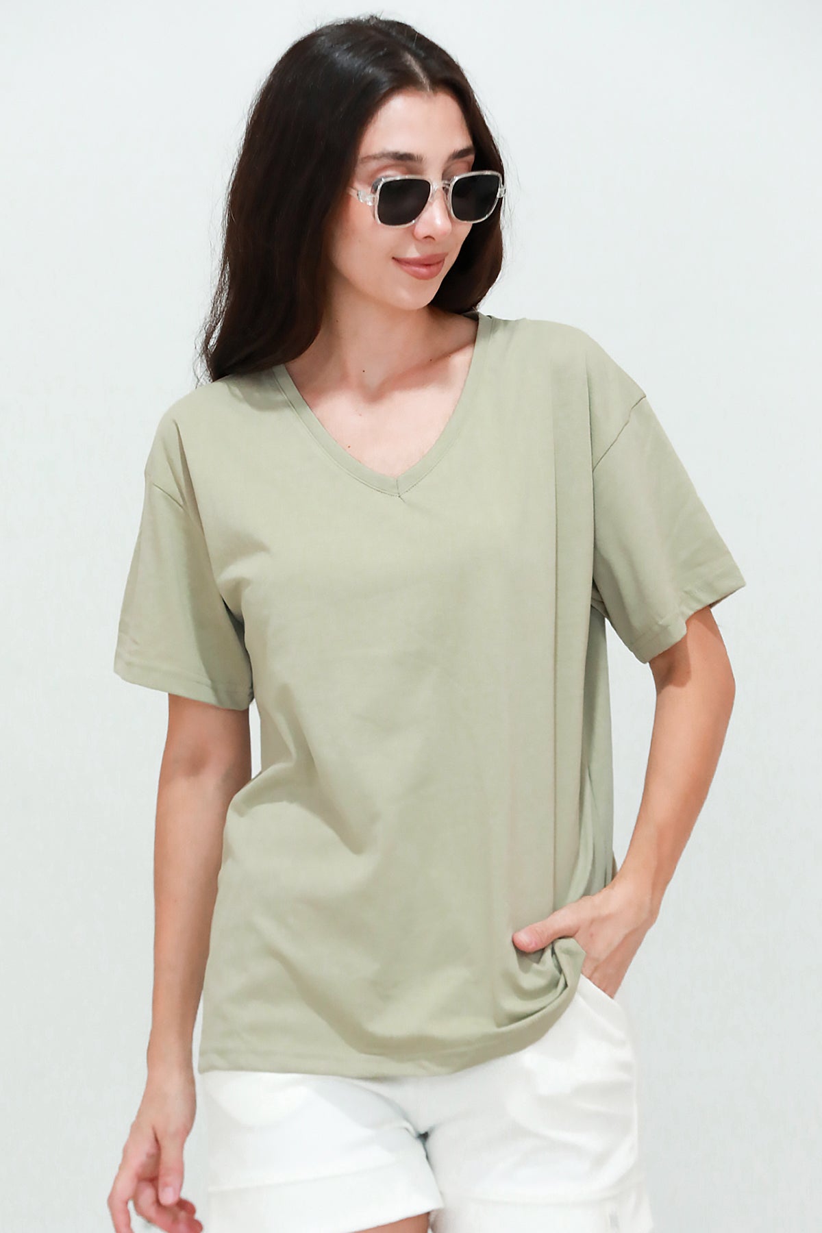 Kadın V Yaka Oversize T-Shirt Haki