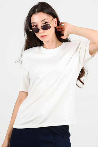 Kadın Bisiklet Yaka Vatkalı T-shirt Ekru