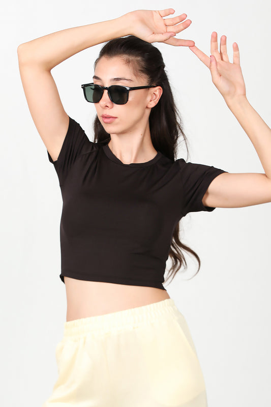 Kadın Bisiklet Yaka Crop T-Shirt Siyah