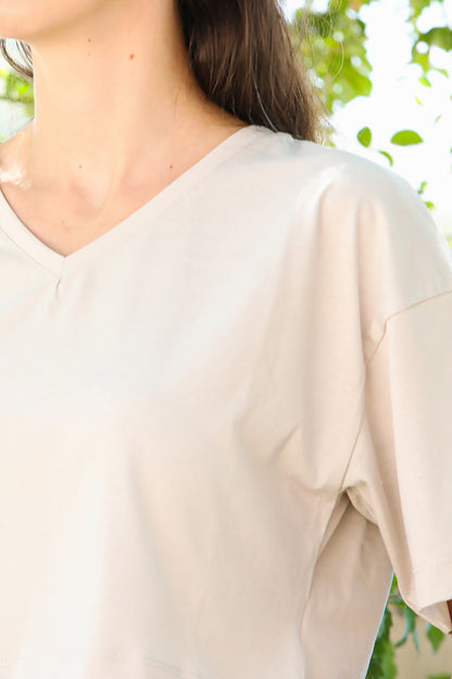 Kadın V Yaka Kısa T-Shirt Taş