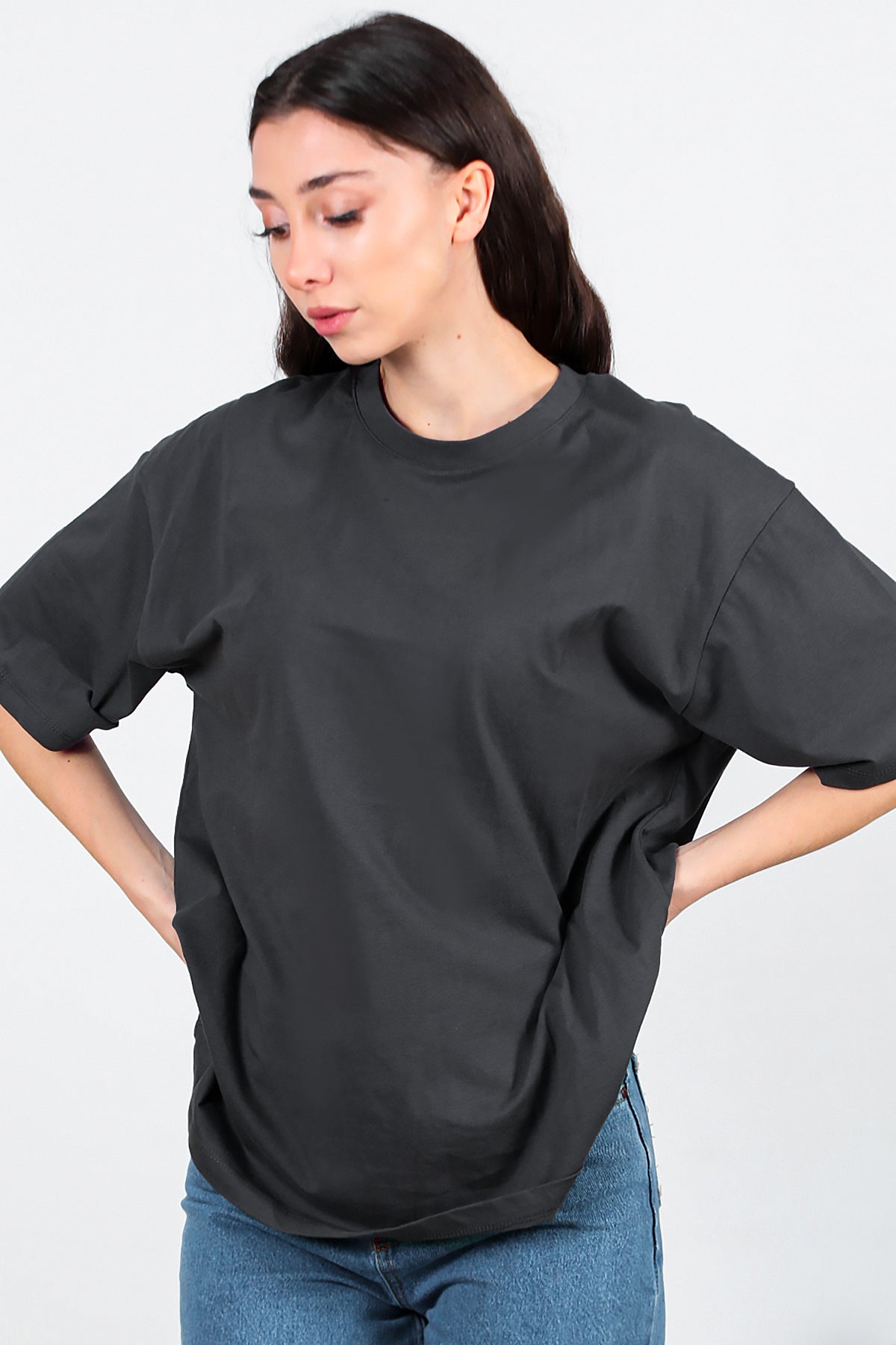 Kadın Bisiklet Yaka Oversize T-shirt Füme