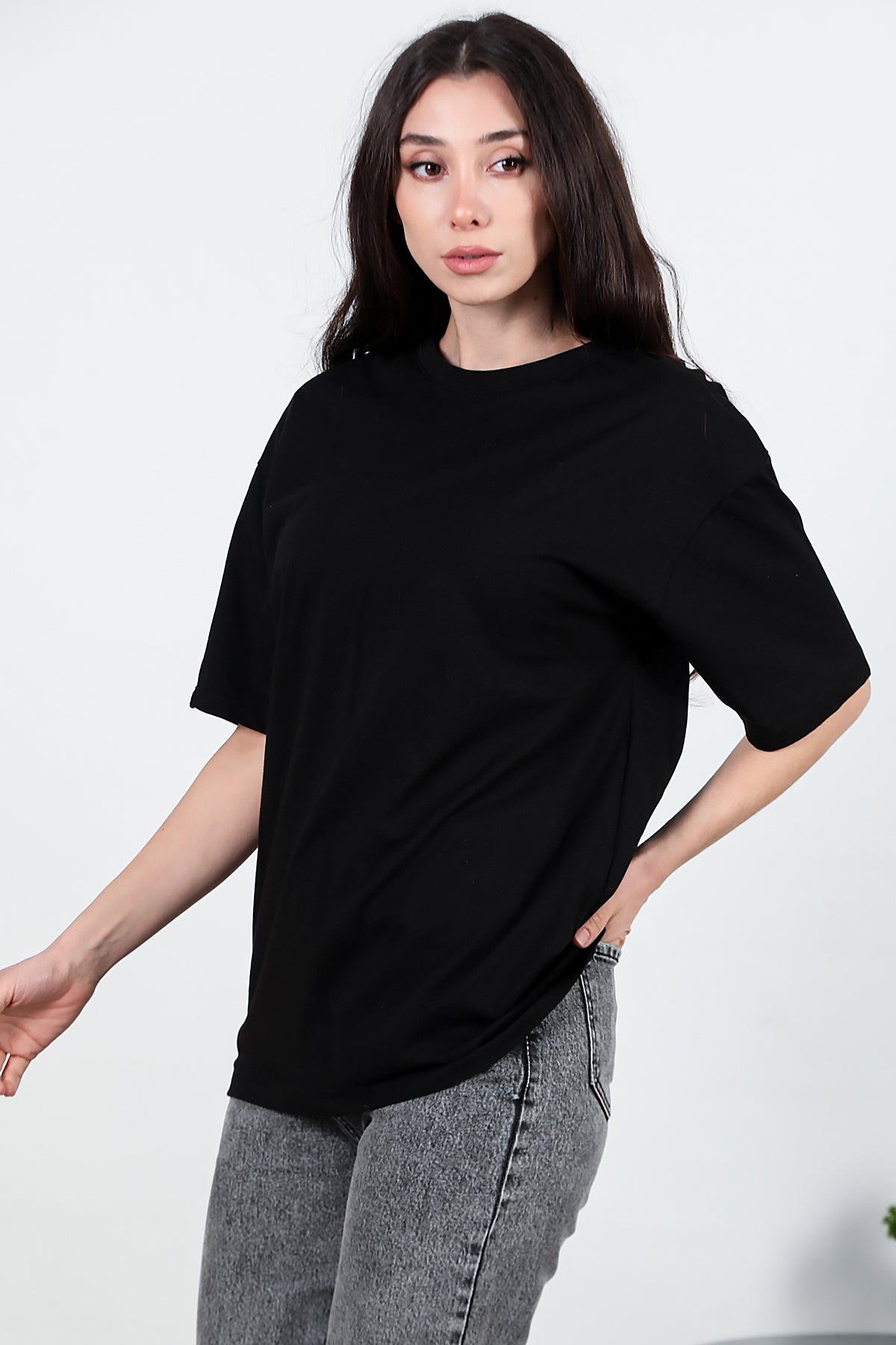 Kadın Bisiklet Yaka Oversize T-shirt Siyah