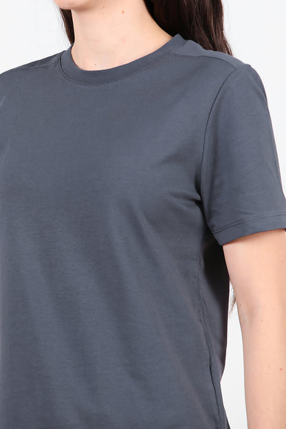 Kadın Omzu Çimalı Basic T-Shirt Füme